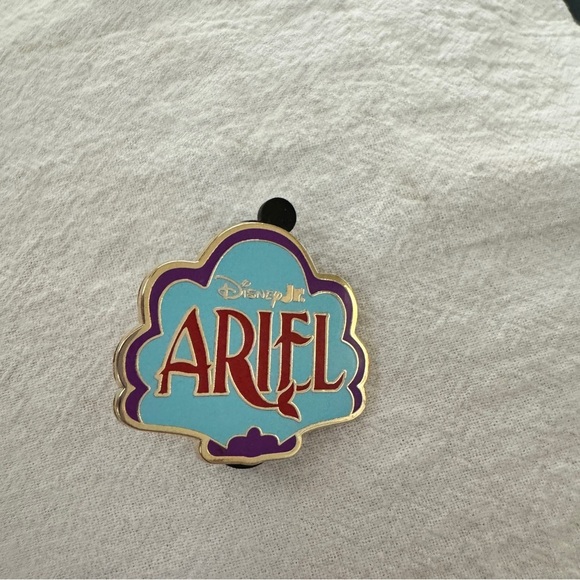 NEW Disney Jr Ariel Pin - Picture 4 of 4